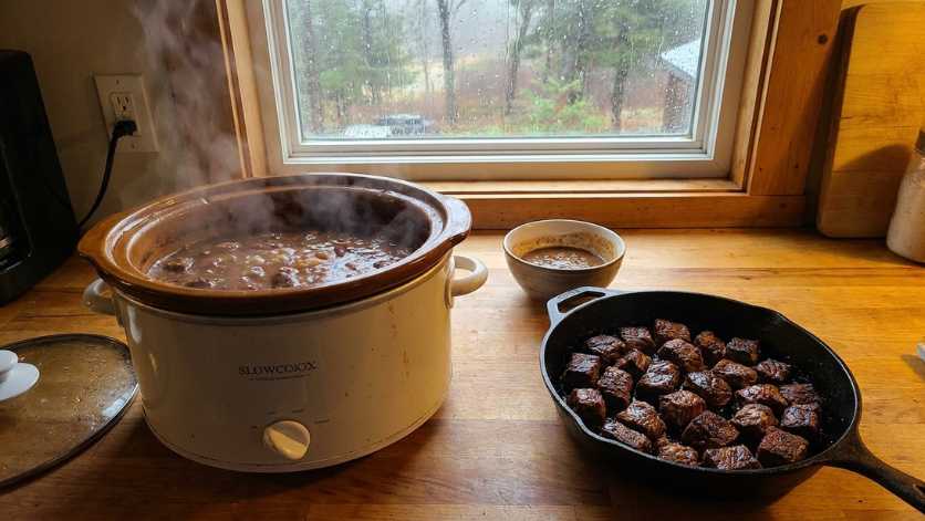 crockpot beef stew with gravy